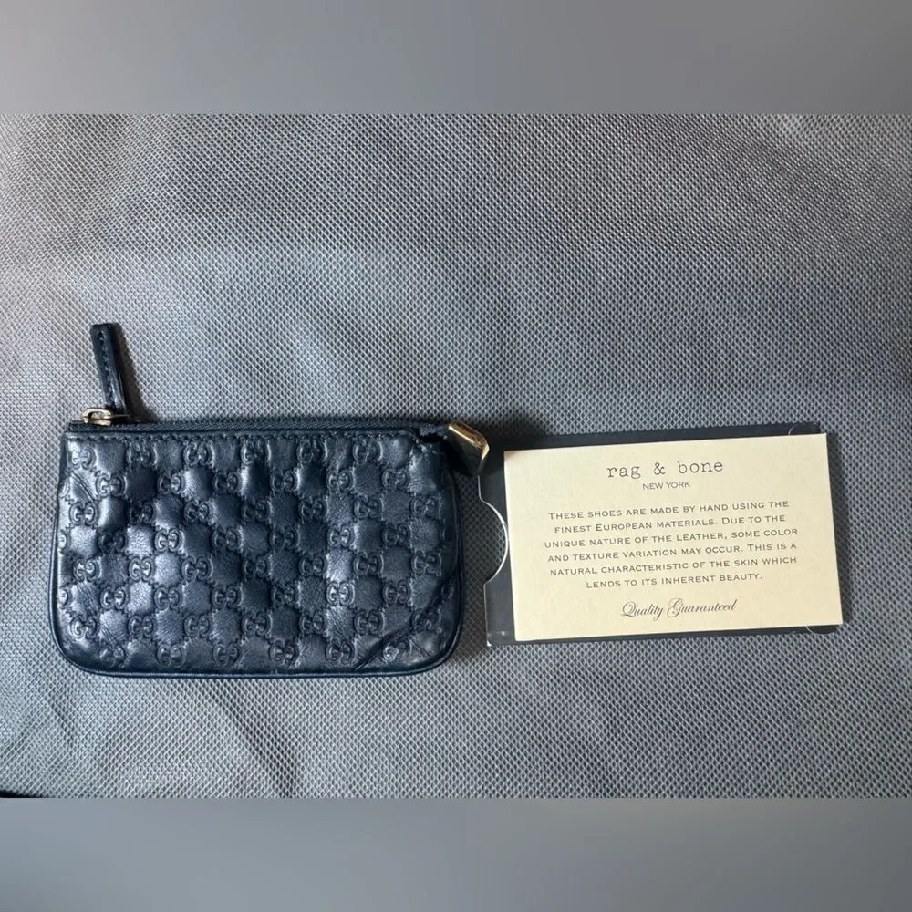 Auth GUCCI Navy Guccisima Zip Coin Purse Key Chain Excellent Preloved Pouch